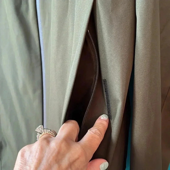 Ralph Lauren Polo rain jacket - Picture 2 of 12